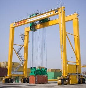 rubber tired gantry crane