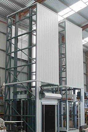 column type goods lift
