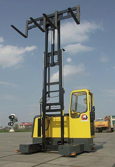 electric 4-way side loader forklift truck