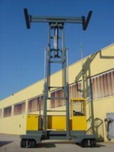 electric 4-way side loader forklift truck