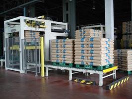 Automatic palletizer Series 500/1000/2000 for medium throughputs from 200 to 2500 bags/hour
