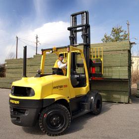 H135-155FT Pneumatic Tire lift truck