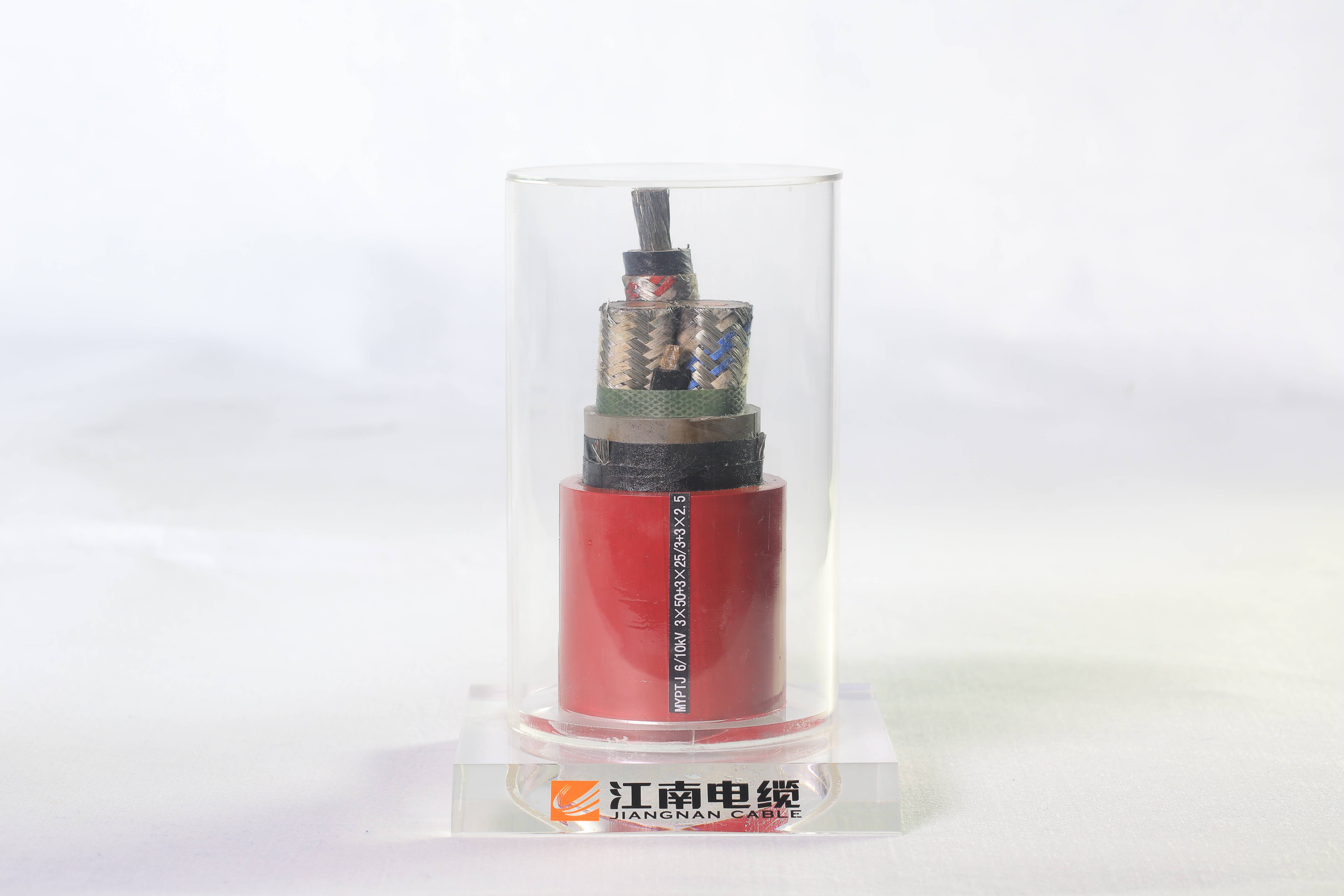 Câble d’alimentation isolé XLPE pour mine de charbon avec une tension nominale de 8,7/10 kV et moins