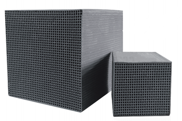 Céramique en nid d'abeilles à tamis moléculaire zéolite