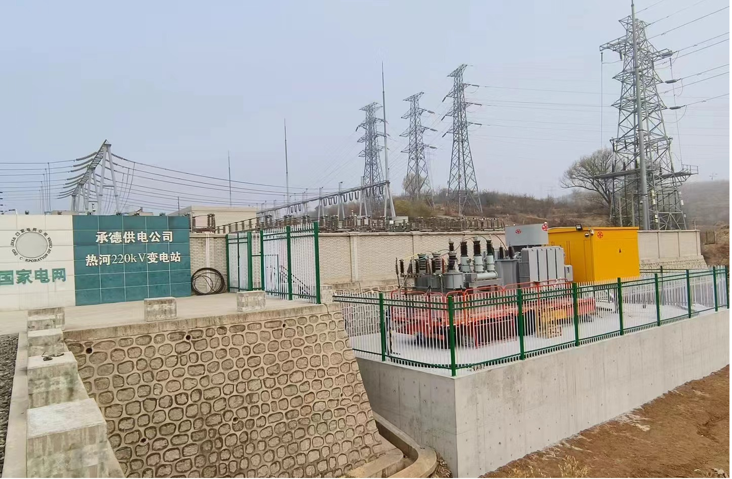 Fahrzeugmontierte mobile Umspannstation