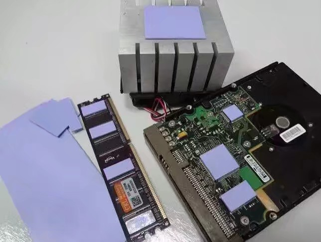 Lámina de silicona termoconductora ABT-CP860