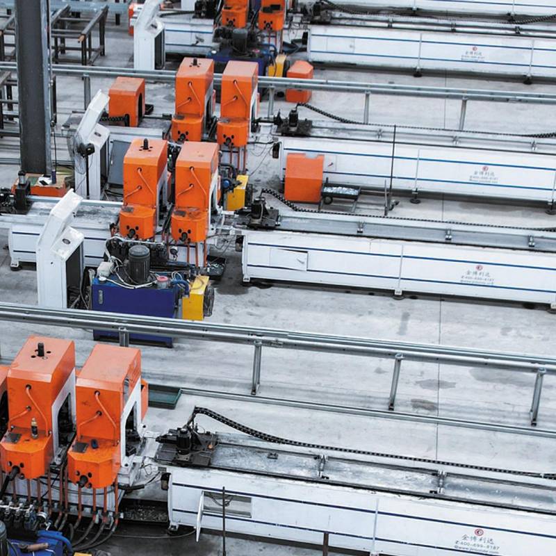 光伏支架前八工位冲孔生产线