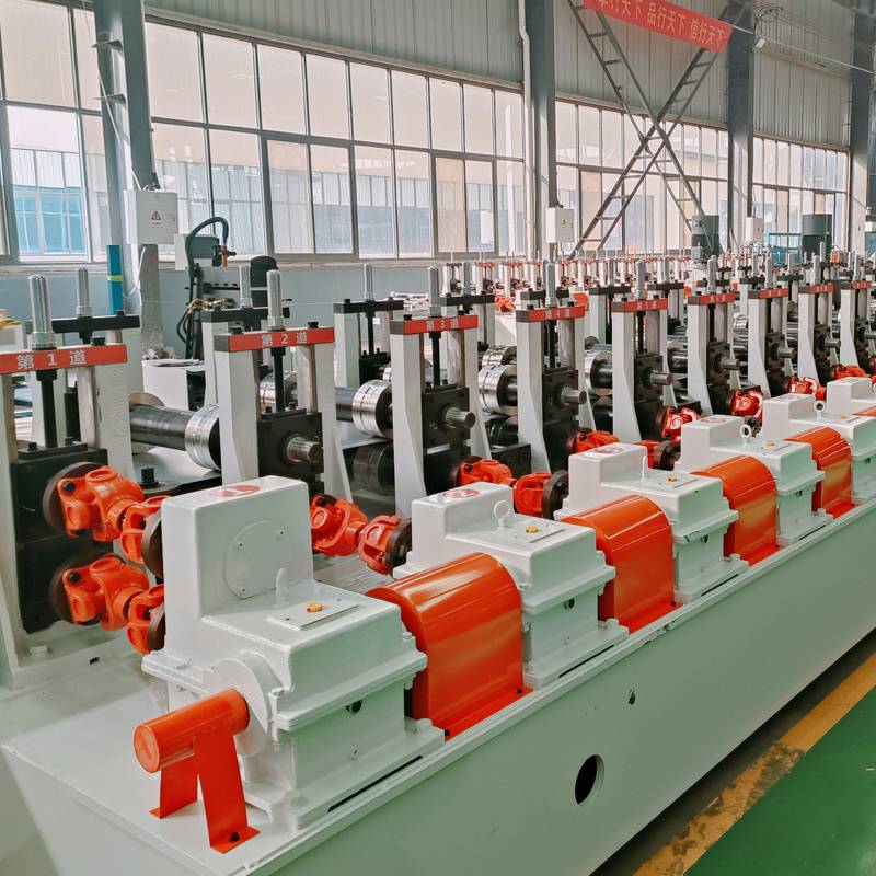 高强合金模板30道人工调型冷弯成型机