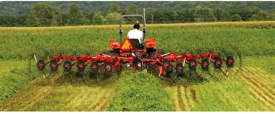 SR 112 GII牵引式指盘搂草机