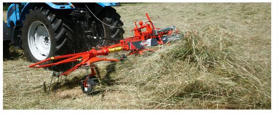 GF 5002 THA牵引式摊草机