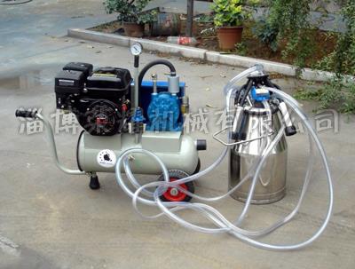 YDT-ⅠQ系列汽油机动力移动小型提桶式挤奶机（挤奶车）