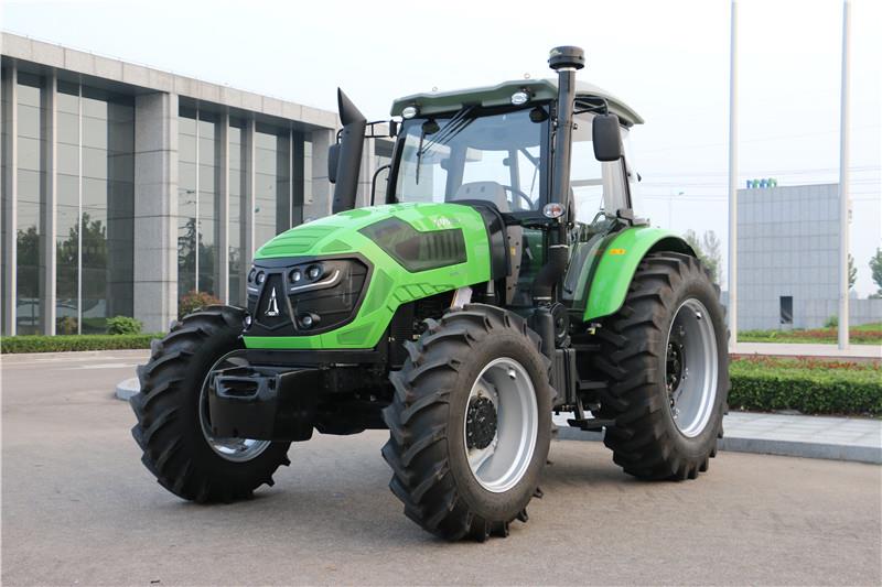 CD1504轮式拖拉机