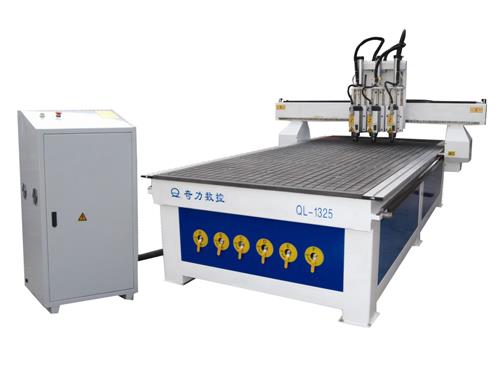 1325气动换头雕刻机