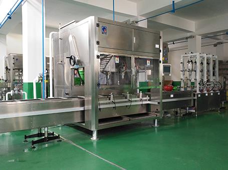 全自动称重式中包装食用油灌装机