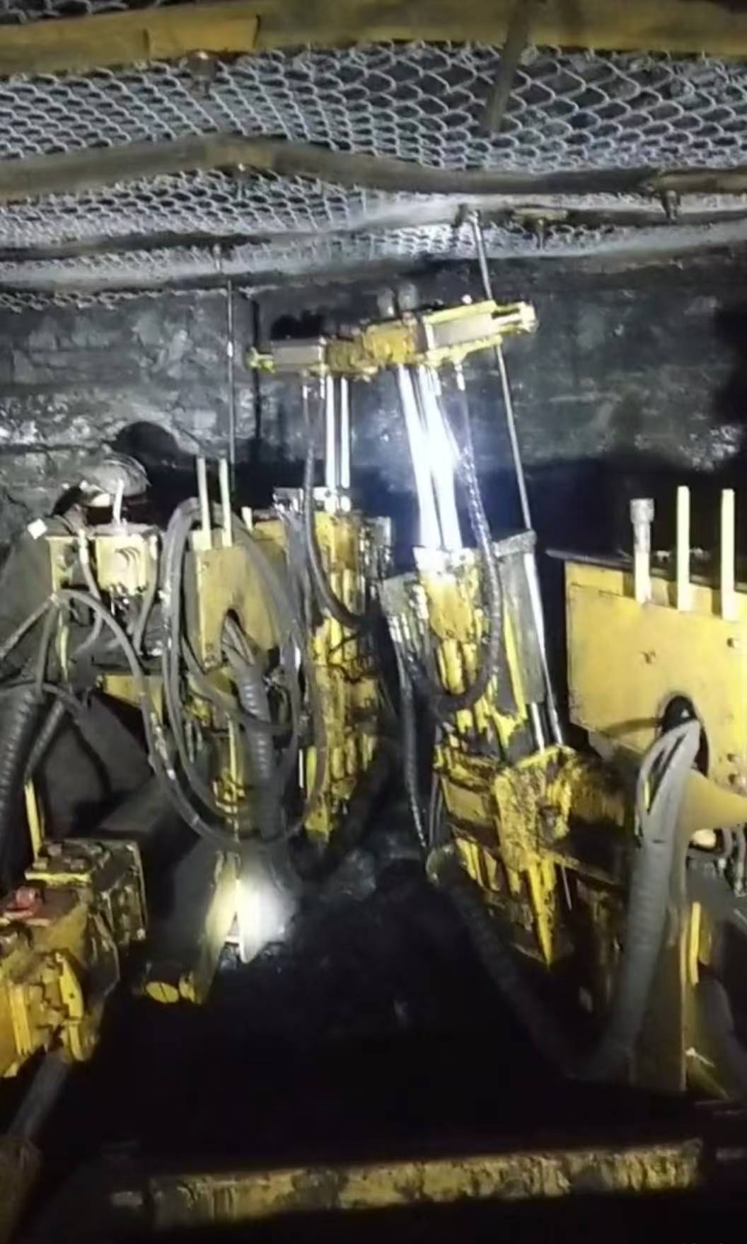 Hydraulic Roofbolter for Coal Mine