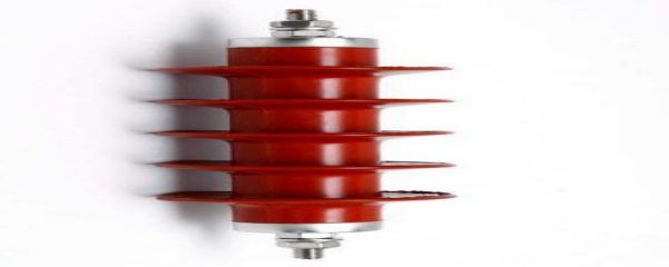 Isolador Composto Anti-relâmpago e Anti-gelo e Para-raios de Alta Capacidade de Corrente