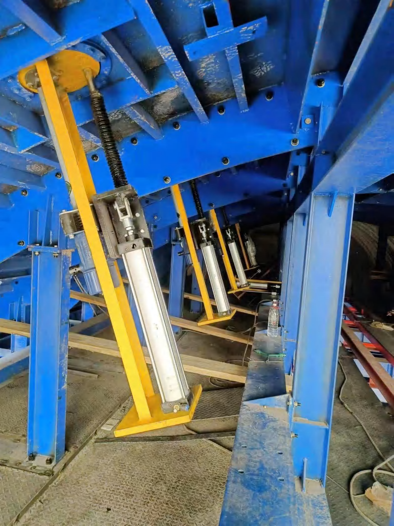 插入式振捣系统