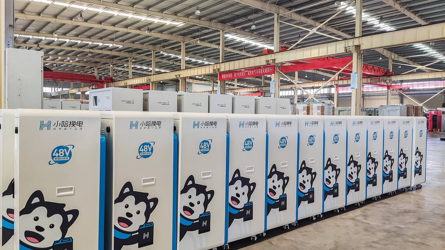 Armário de Troca e Carregamento de Bateria para Moto Elétrica