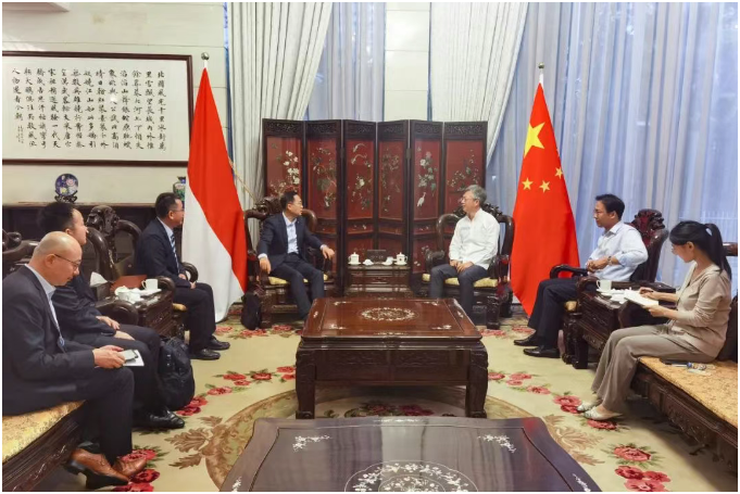拜会中国驻印尼大使王鲁彤