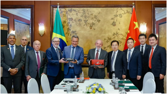 巴西访华代表团与广汽集团代表团会谈结束后双方合影留念