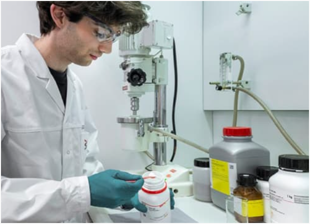 BAM团队正在研究基于钠超离子导体的特殊固体电解质