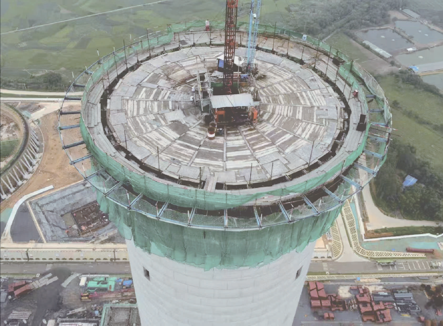 Forma deslizante para poços verticais/silos