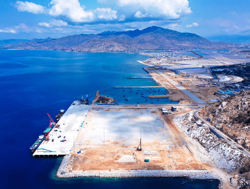 卡纳工业园区项目与宁顺省南部重点经济区的卡纳综合海港和卡纳液化天然气项目相关。图片:中南