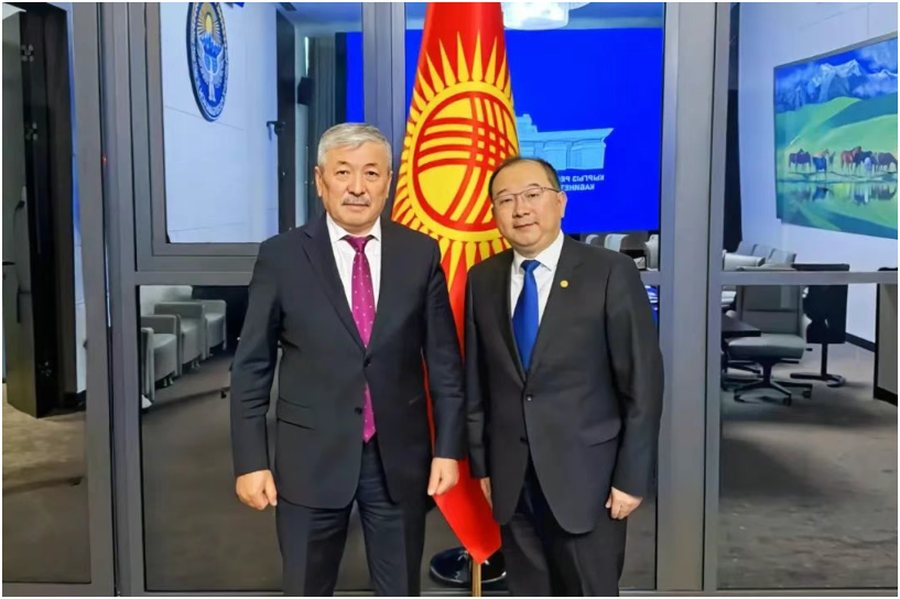 拜会吉尔吉斯斯坦总理