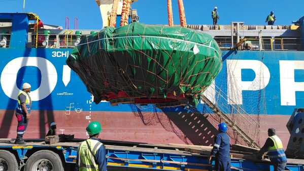 “大禹·雪盾号”TBM到港