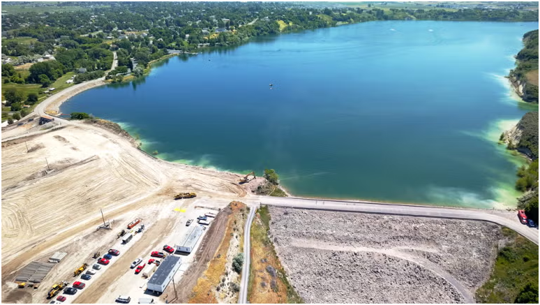 2025 年 6 月海伦大坝溢洪道更换项目现场航拍图