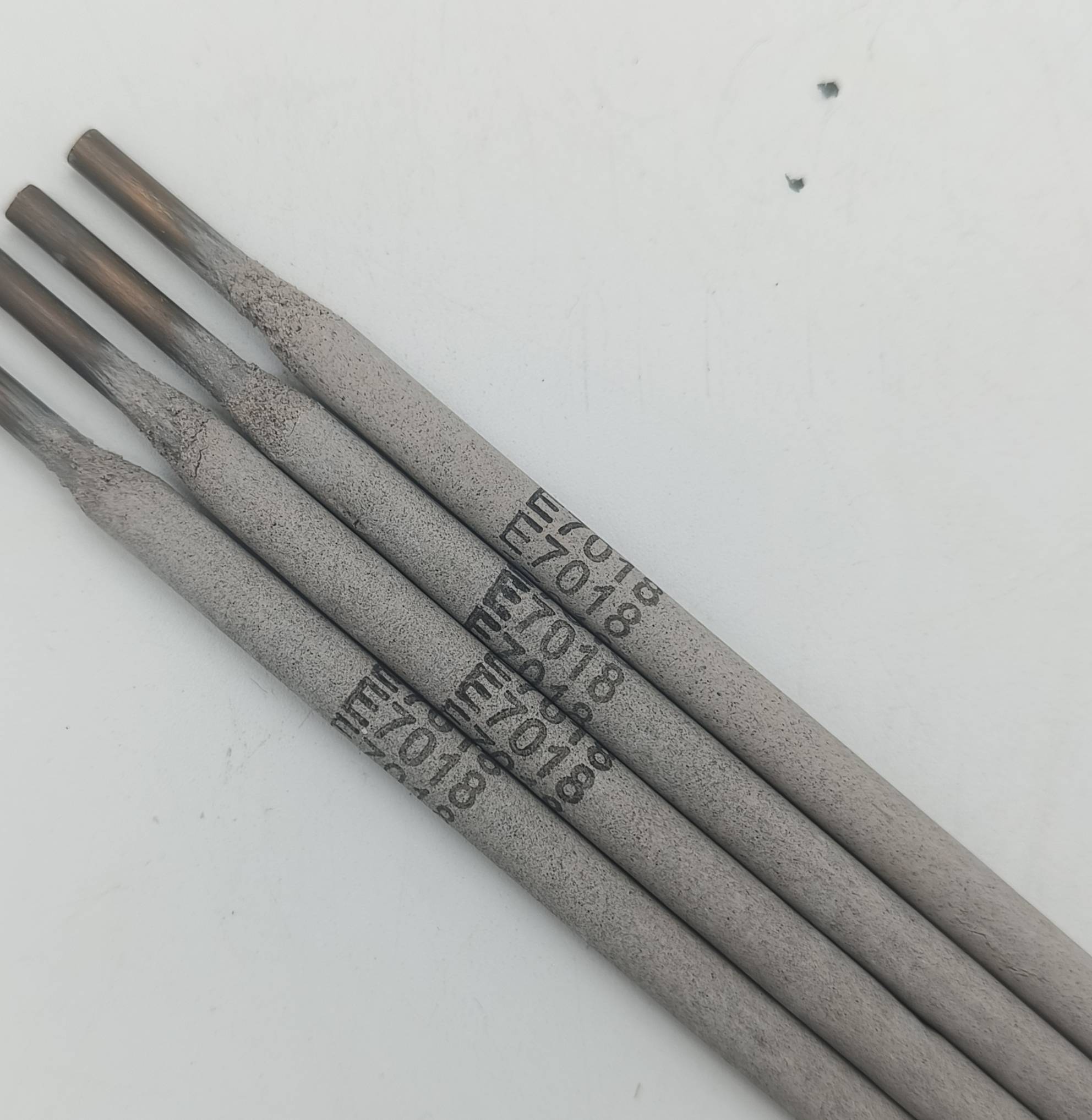 TECMIG LOW HYDROGEN IRON POWDER BASIC WELDING ELECTRODES E7018