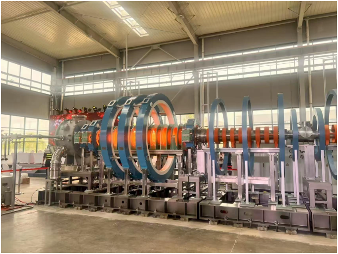 直线型场反位形聚变装置HHMAX-901主机。受访者供图