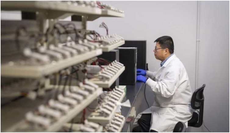 伍斯特理工学院王岩教授领导的团队开发了这项新工艺。图片来源：伍斯特理工学院