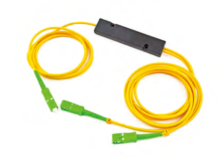 موزع الضوء بتقنية الدليل الموجي المسطح (PLC)