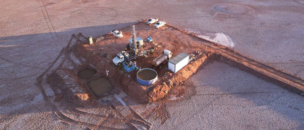 在阿尔巴萨布丽娜(Alba Sabrina)矿区进行钻探。图片来源:Lithium South Development