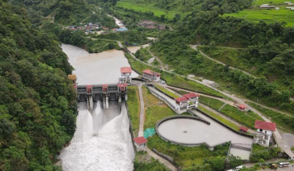 8月8日，尼泊尔甘达基省上马相迪A水电站。(无人机照片) 中新社记者 崔楠 摄