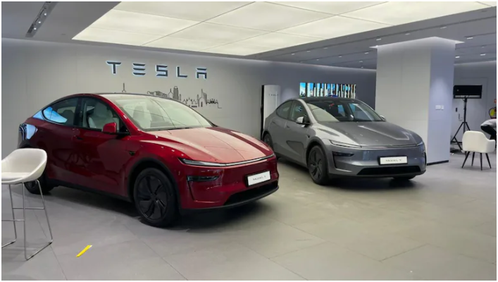 特斯拉在德里航空城开设第二家展厅,配备四台超级充电桩