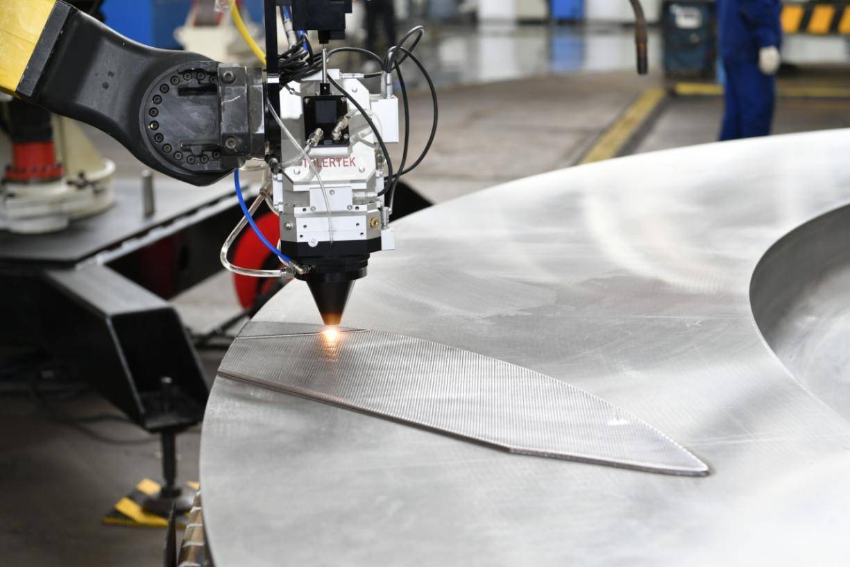 世界单机容量最大500兆瓦冲击式水电机组转轮增材制造。受访者供图