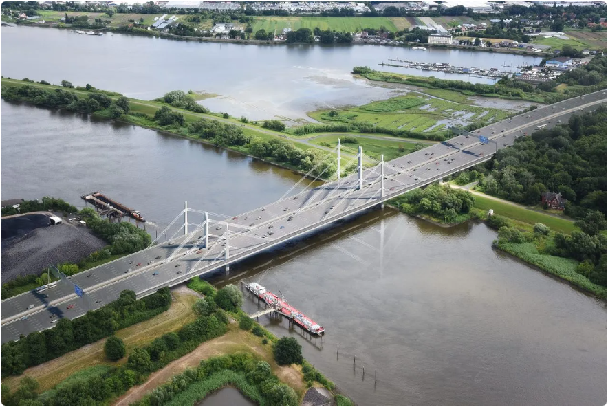 横跨易北河的一座新斜拉桥将承载德国汉堡A1高速公路的交通——图片由gmp提供