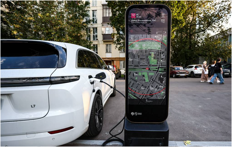  索菲亚&middot;桑杜尔斯卡娅/塔斯社