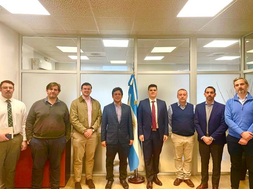 NANO 核能公司代表与 Dioxitek SA 董事,包括公司总经理 Federico Ramos Napoli