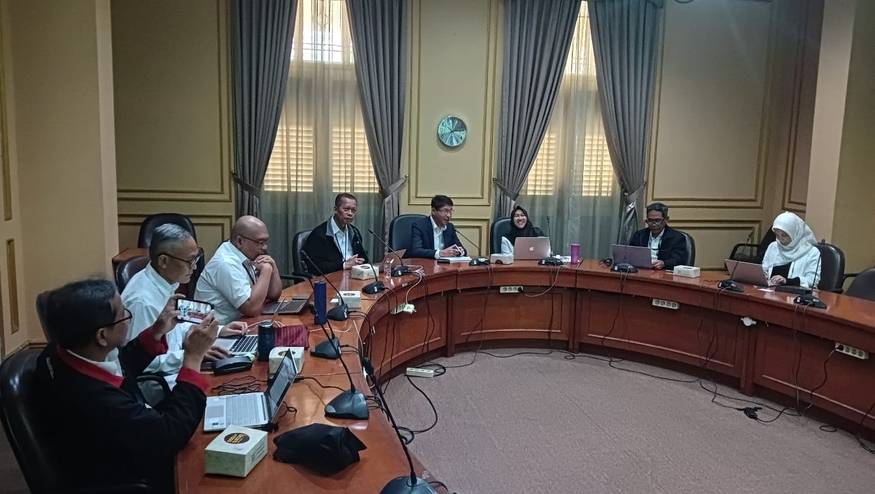 ▲ 25日,DL E&C正在与印度尼西亚核安全与安保委员会(BAPETEN)及其核设备与核材料系统技术研究中心(P2STPIBN)讨论SMR合作的可能性。(图片=BAPETEN)