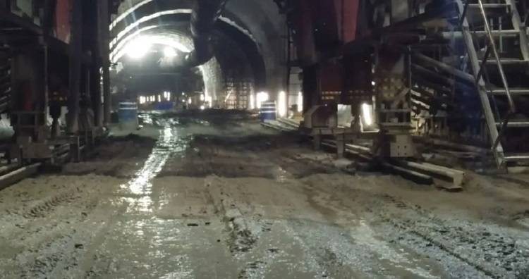 正在建设中的纳格东加隧道。（资料照片）