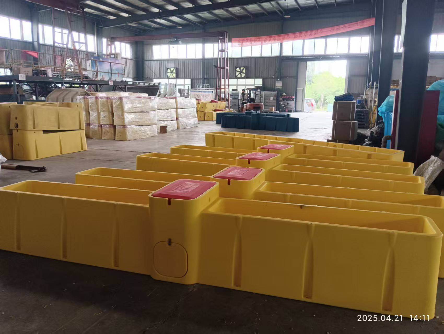 4米保温自动上水饮水槽