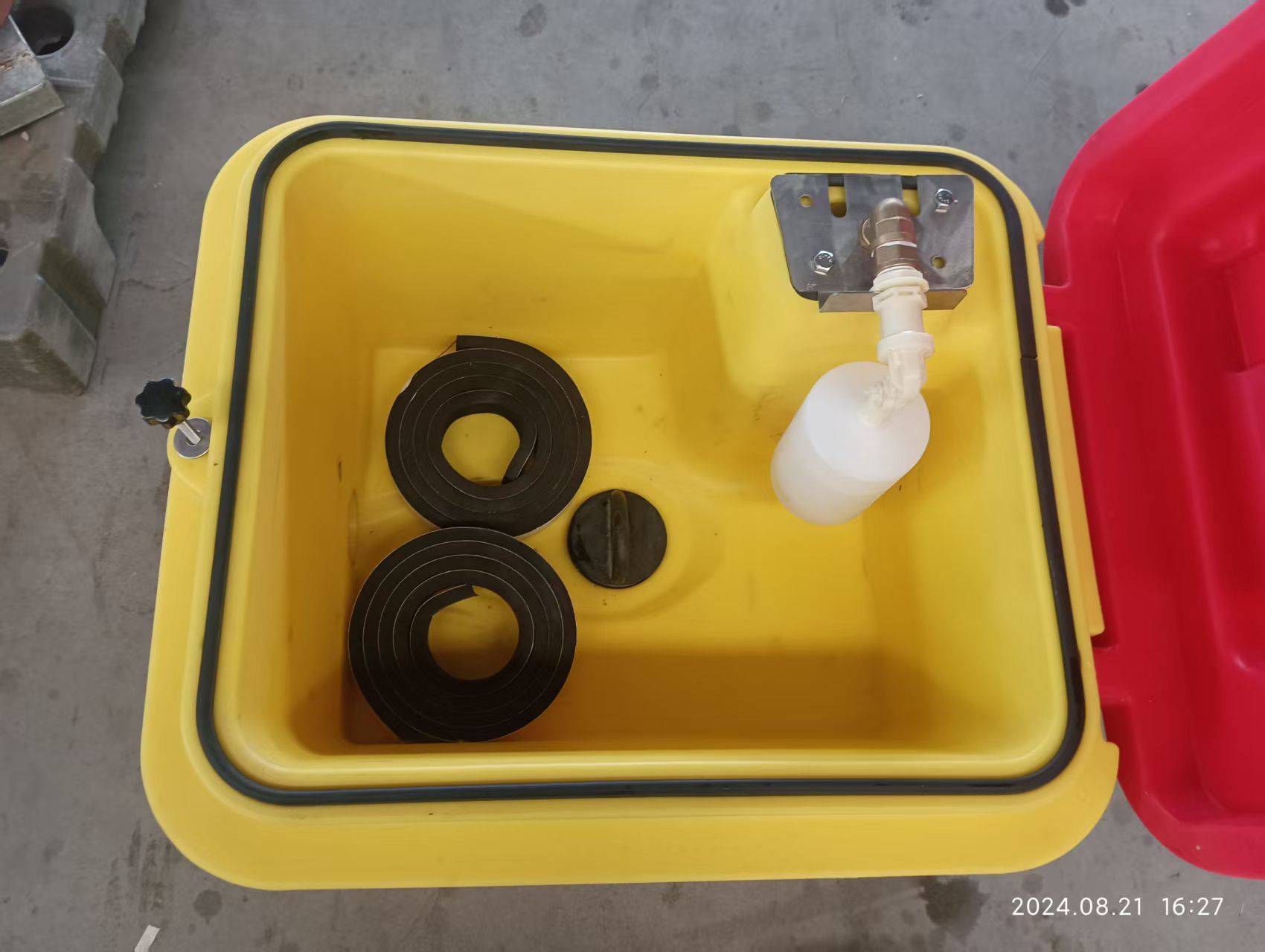 保温单浮球饮水槽