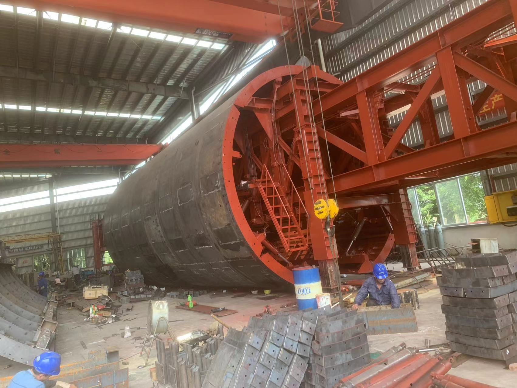 Chariots de coffrage en acier