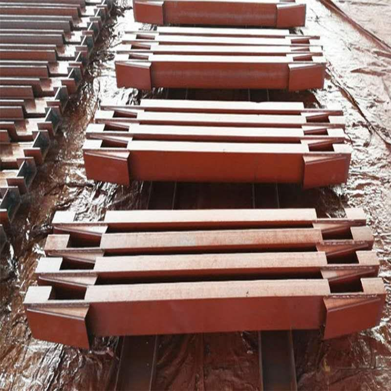 Traverses de rail, pointes de rail