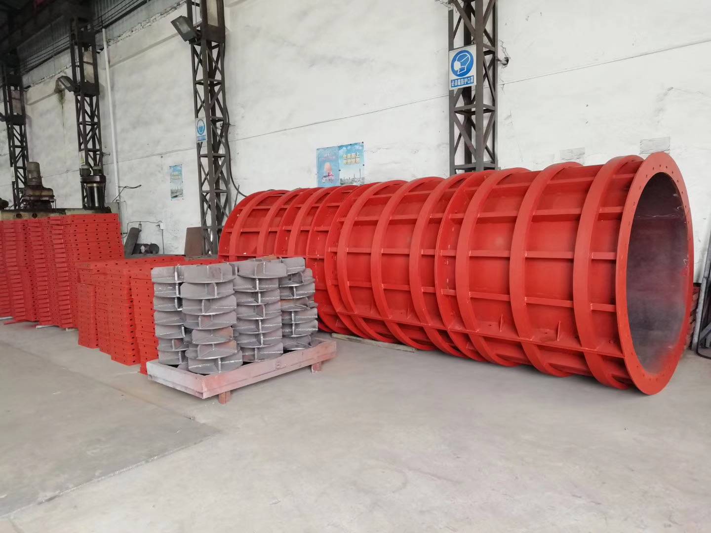 Gabarits en acier combinés