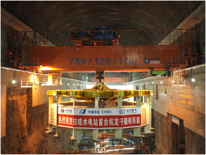 吊装现场。受访者供图