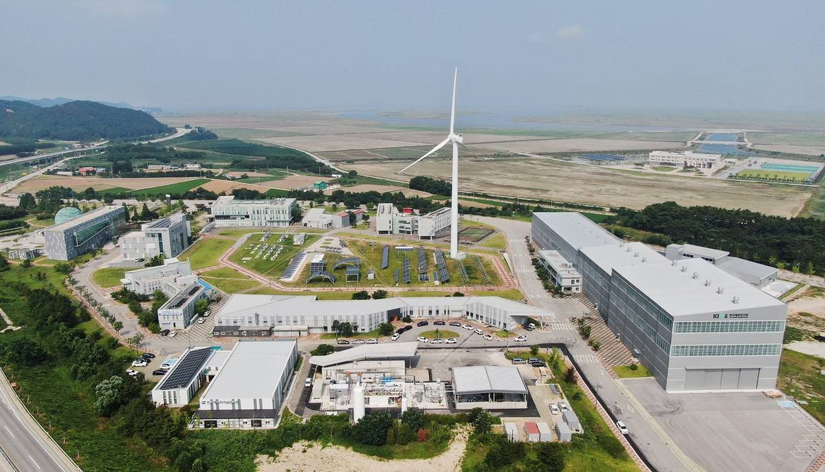 全北扶安市电解制氢设施一景。 [现代工程建设提供]